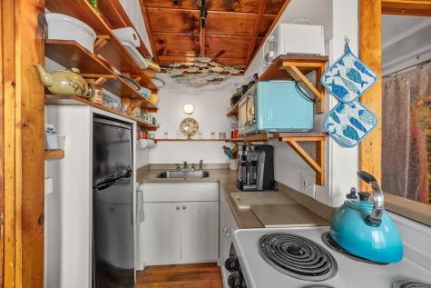 566 Shore Road Truro MA 02666