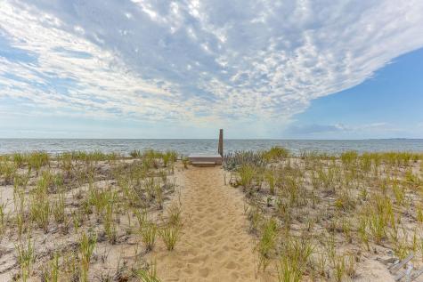 566 Shore Road Truro MA 02666