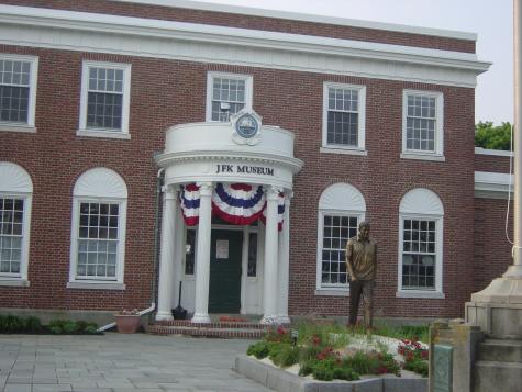 297 West Main Street Hyannis MA 02601