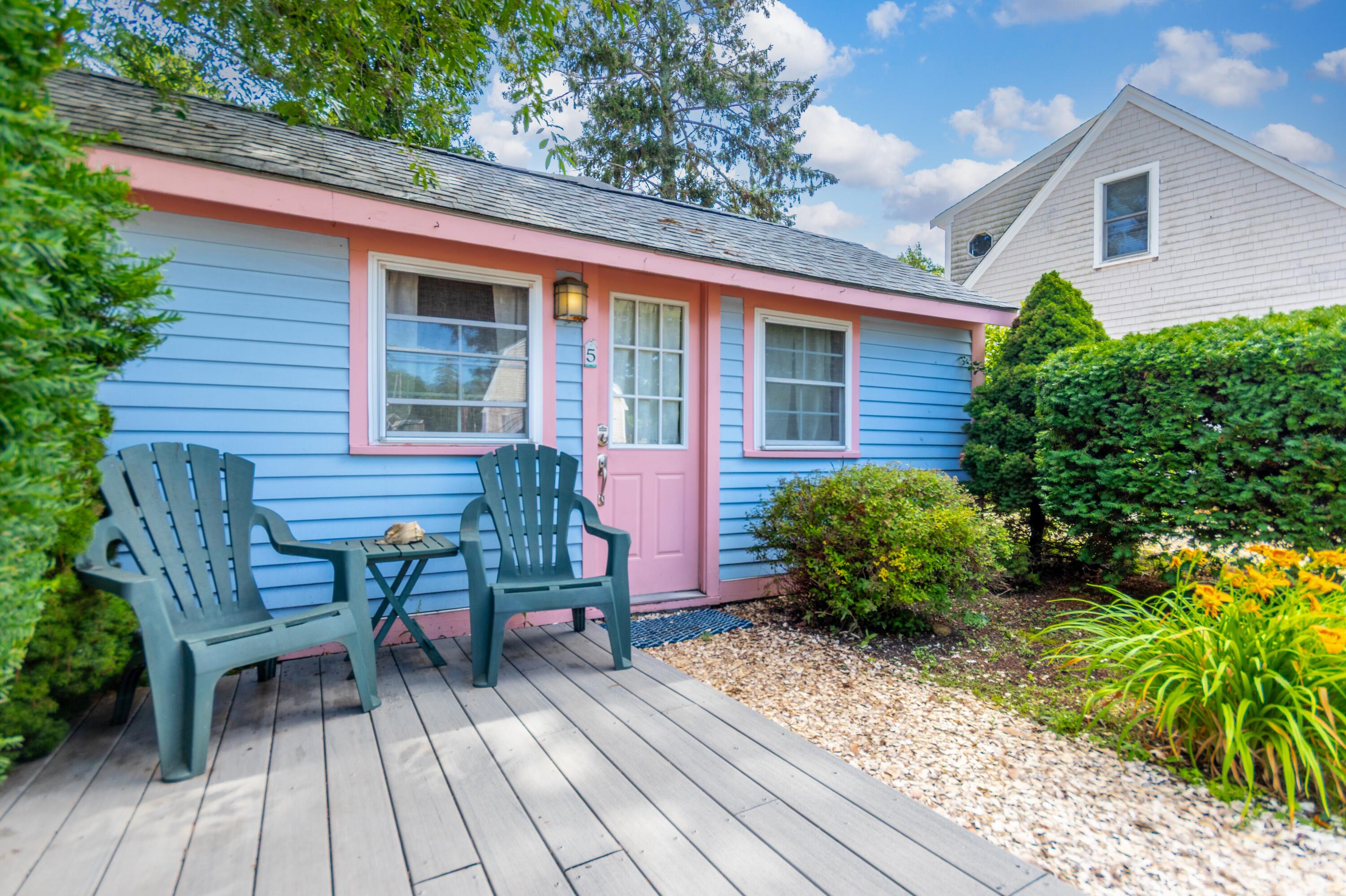 9 Bells Neck Road Harwich MA 02671