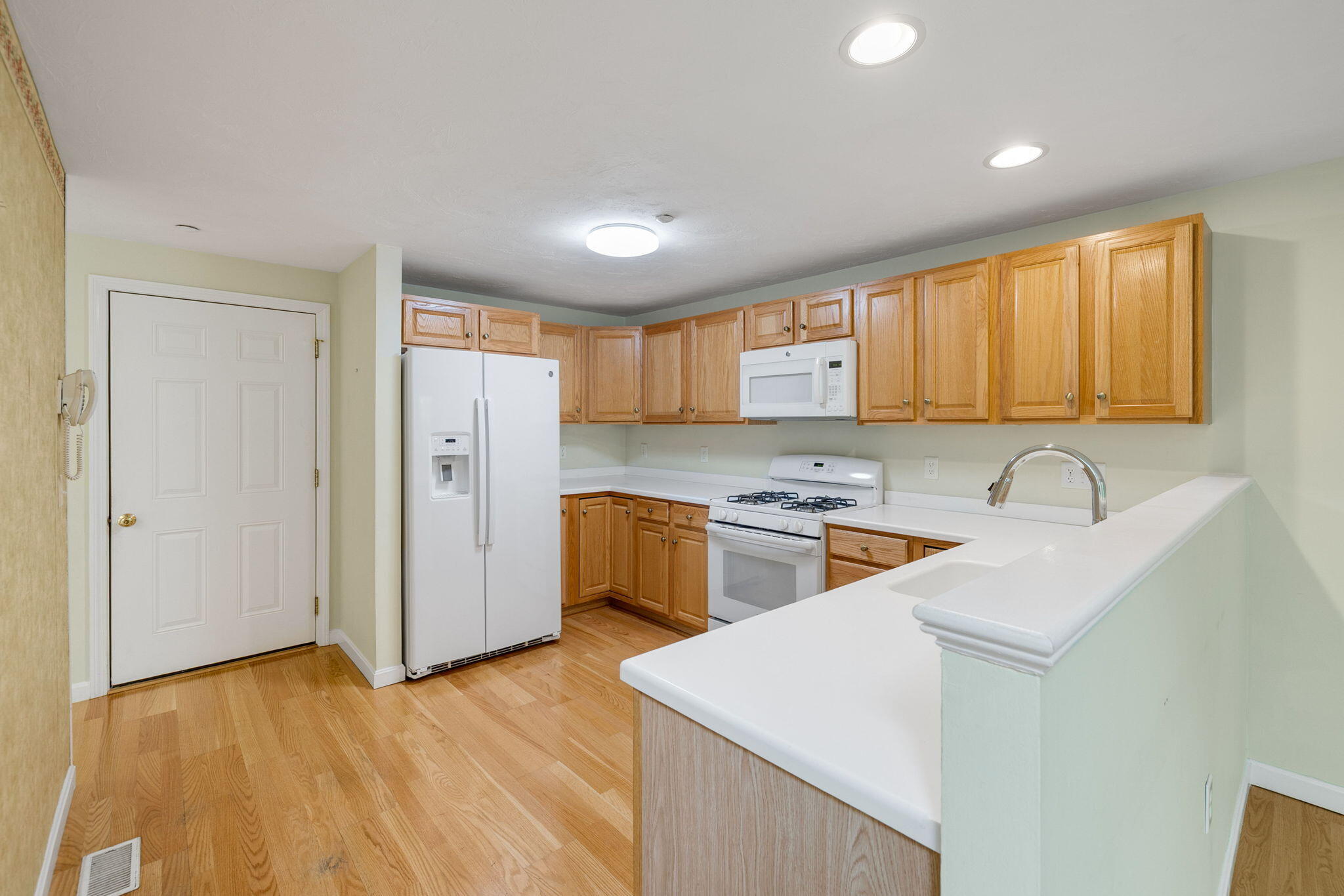 15 Pebble Beach Avenue Mashpee MA 02649
