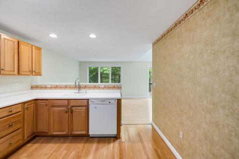 15 Pebble Beach Avenue Mashpee MA 02649