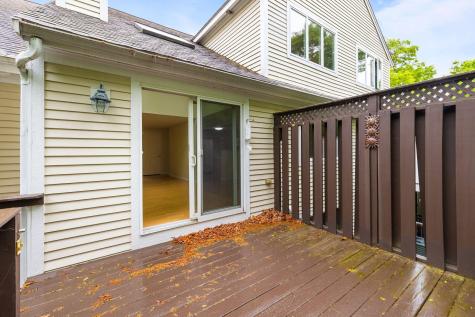 15 Pebble Beach Avenue Mashpee MA 02649