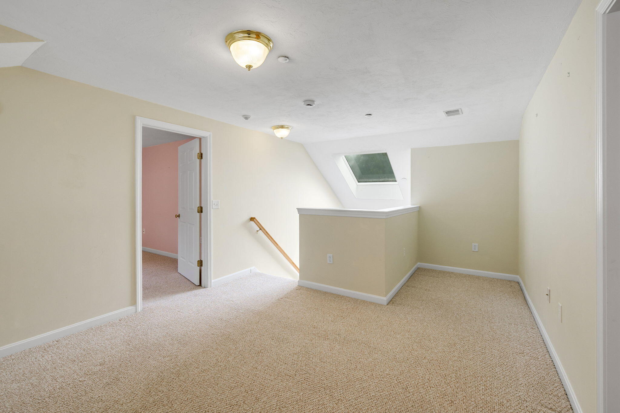 15 Pebble Beach Avenue Mashpee MA 02649