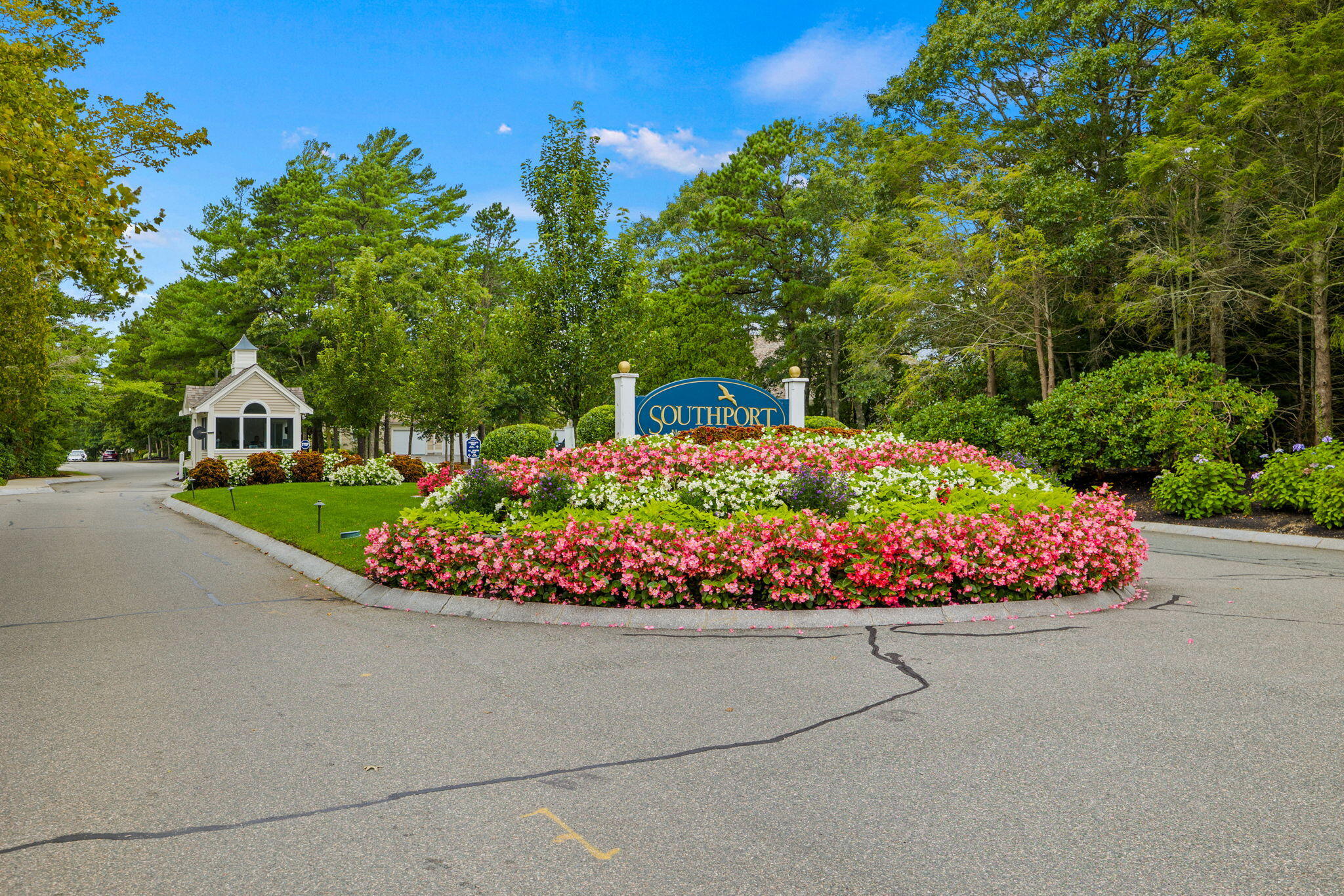 15 Pebble Beach Avenue Mashpee MA 02649