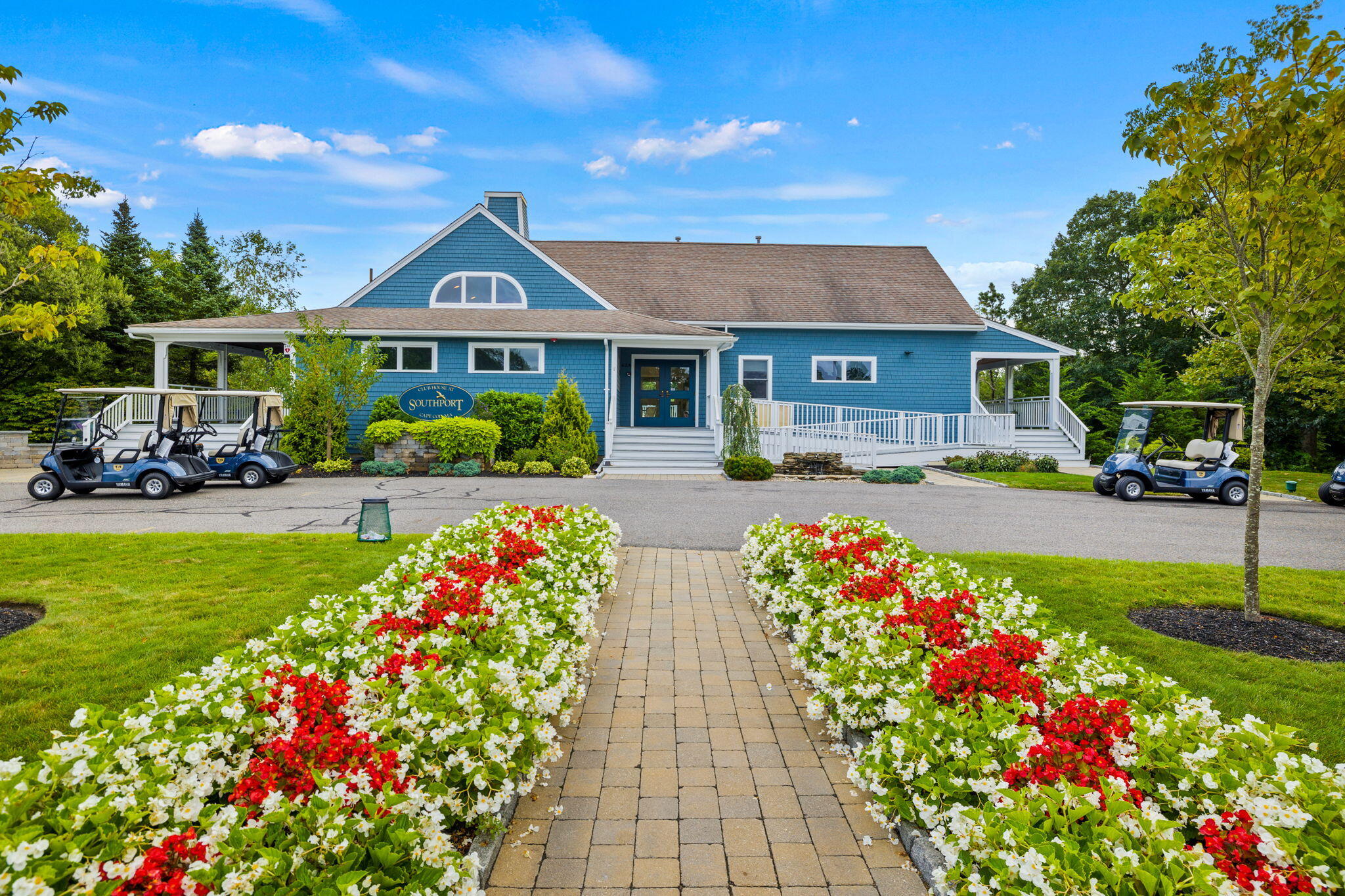 15 Pebble Beach Avenue Mashpee MA 02649
