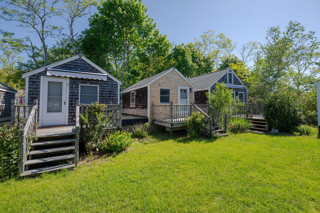 17 Shore Road Truro MA 02666