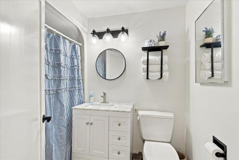 68 Mid-iron Way Mashpee MA 02649