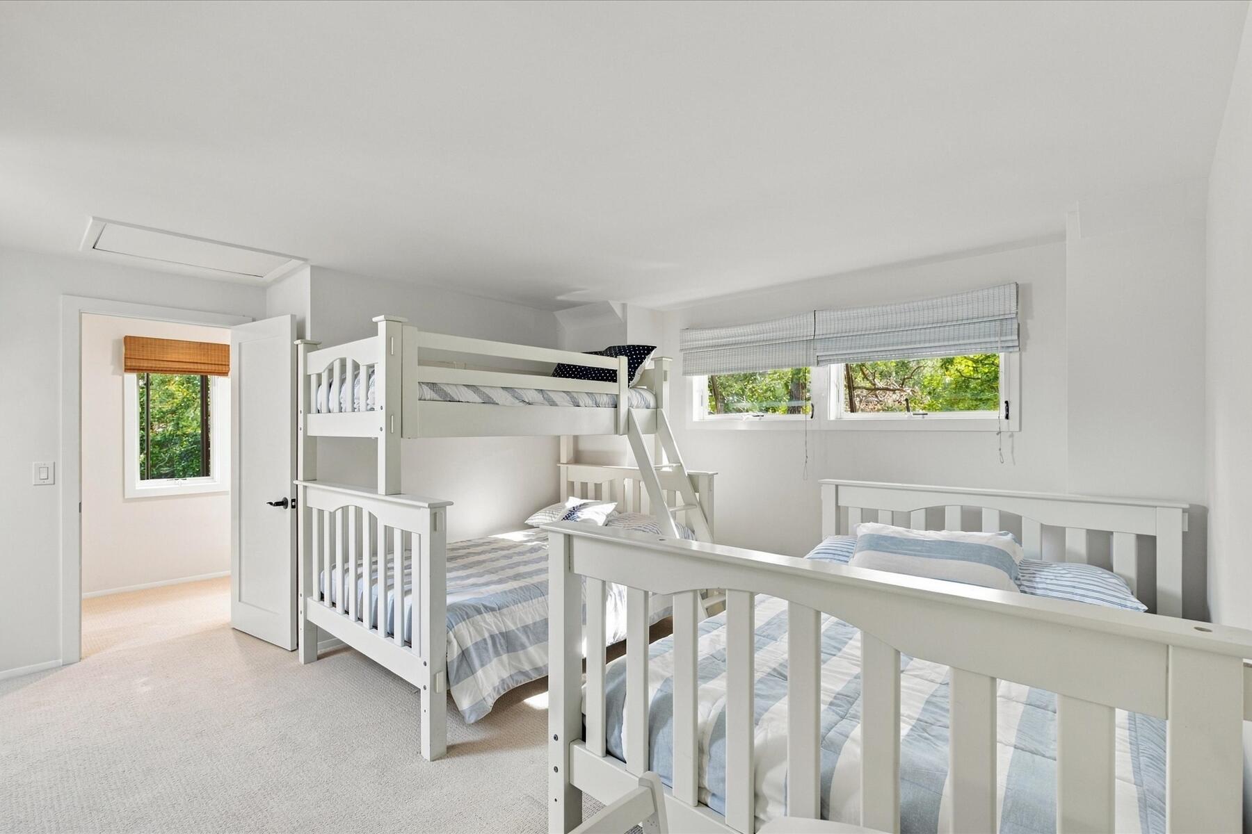 68 Mid-iron Way Mashpee MA 02649