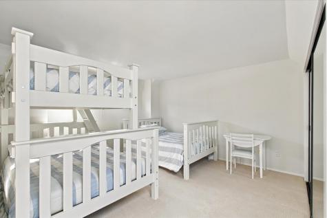 68 Mid-iron Way Mashpee MA 02649