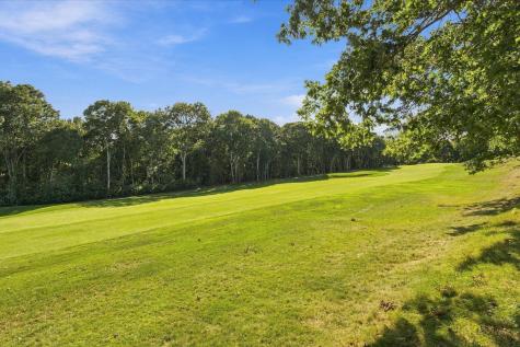 68 Mid-iron Way Mashpee MA 02649