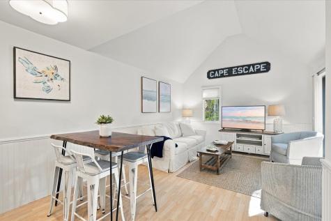 68 Mid-iron Way Mashpee MA 02649