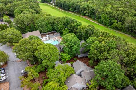 68 Mid-iron Way Mashpee MA 02649