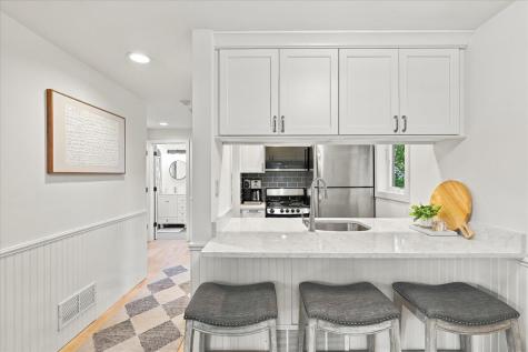 68 Mid-iron Way Mashpee MA 02649