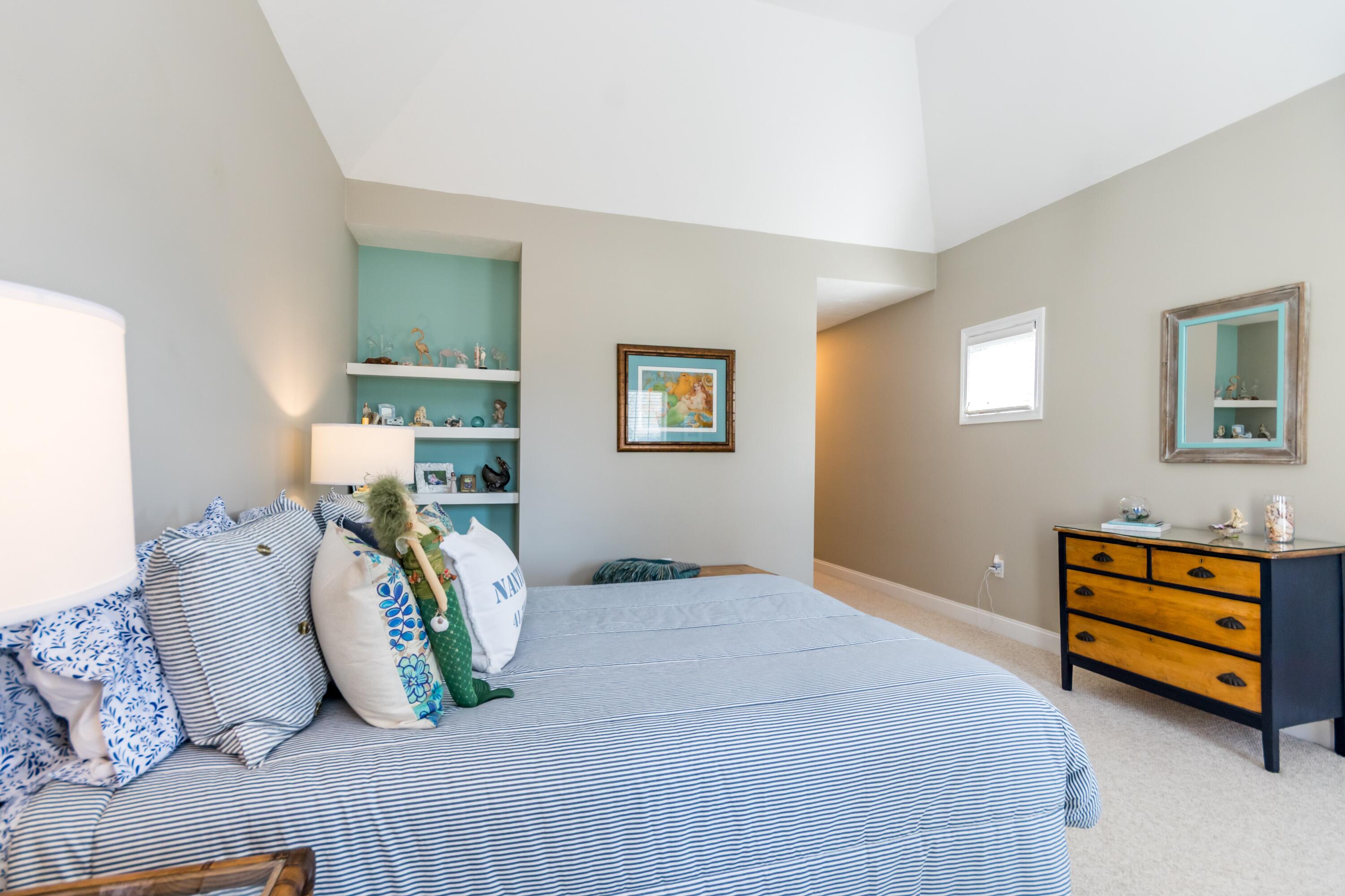 13 Hollyhock Knoll Court Bourne MA 02532