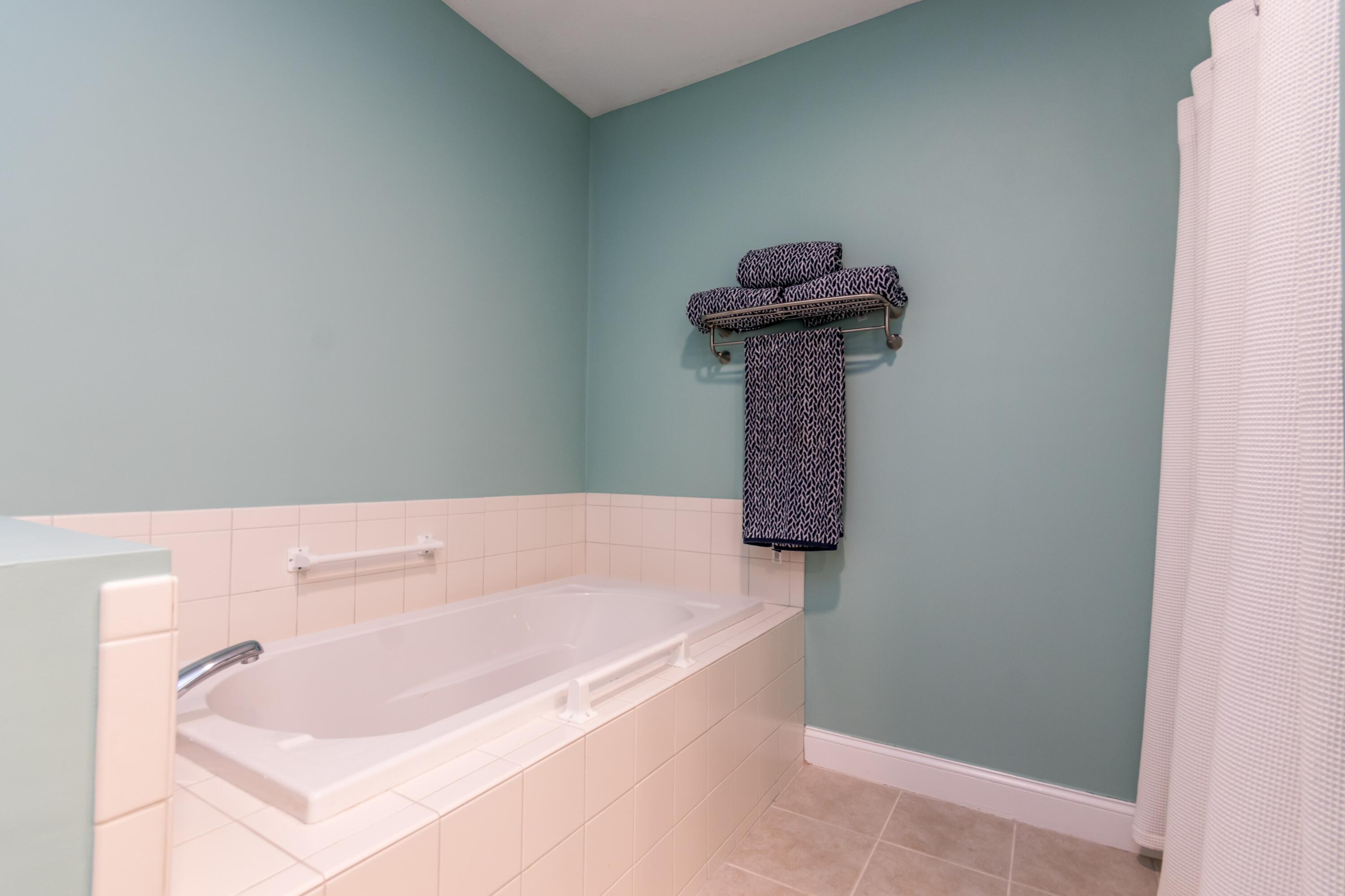 13 Hollyhock Knoll Court Bourne MA 02532