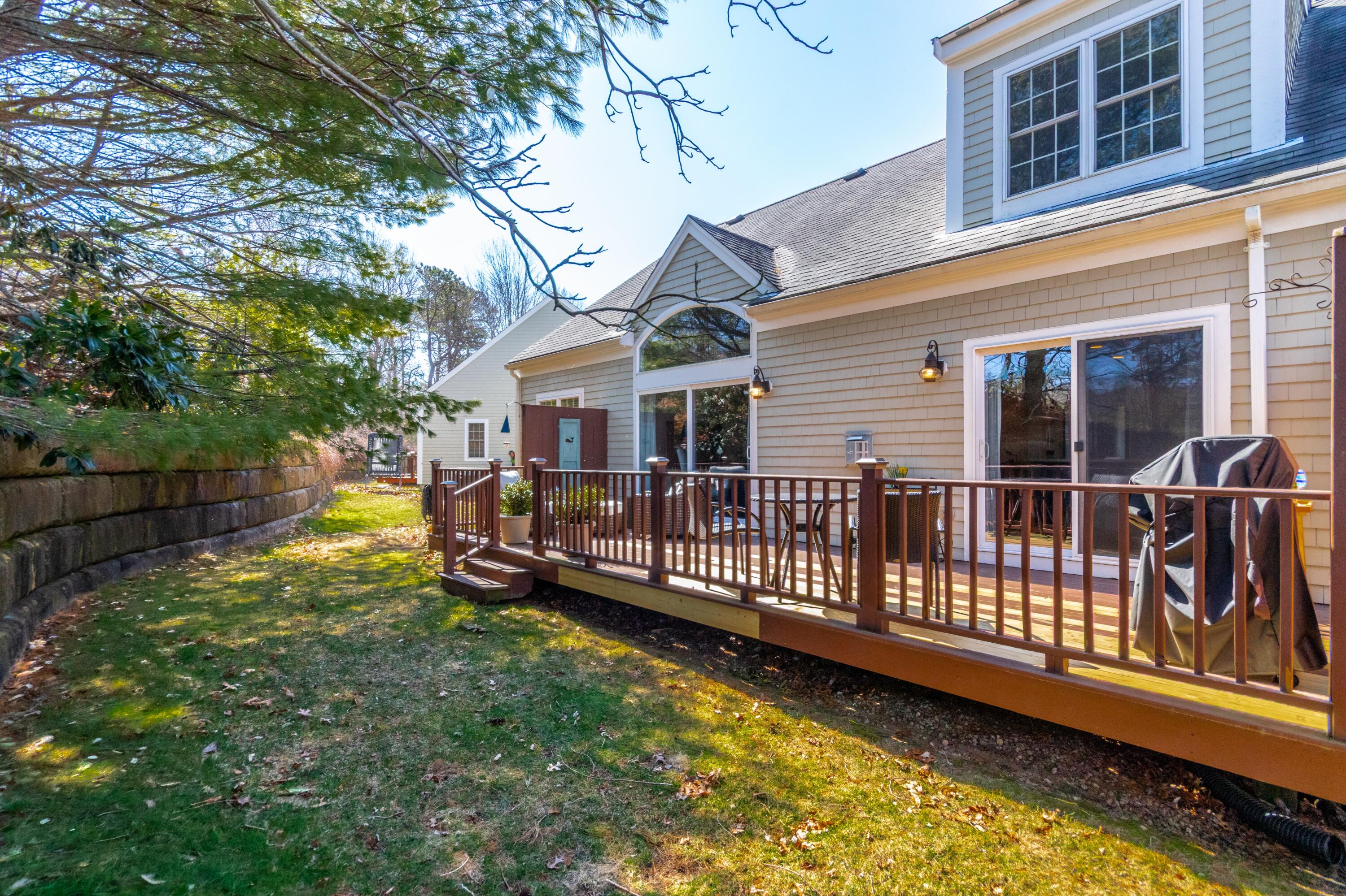 13 Hollyhock Knoll Court Bourne MA 02532