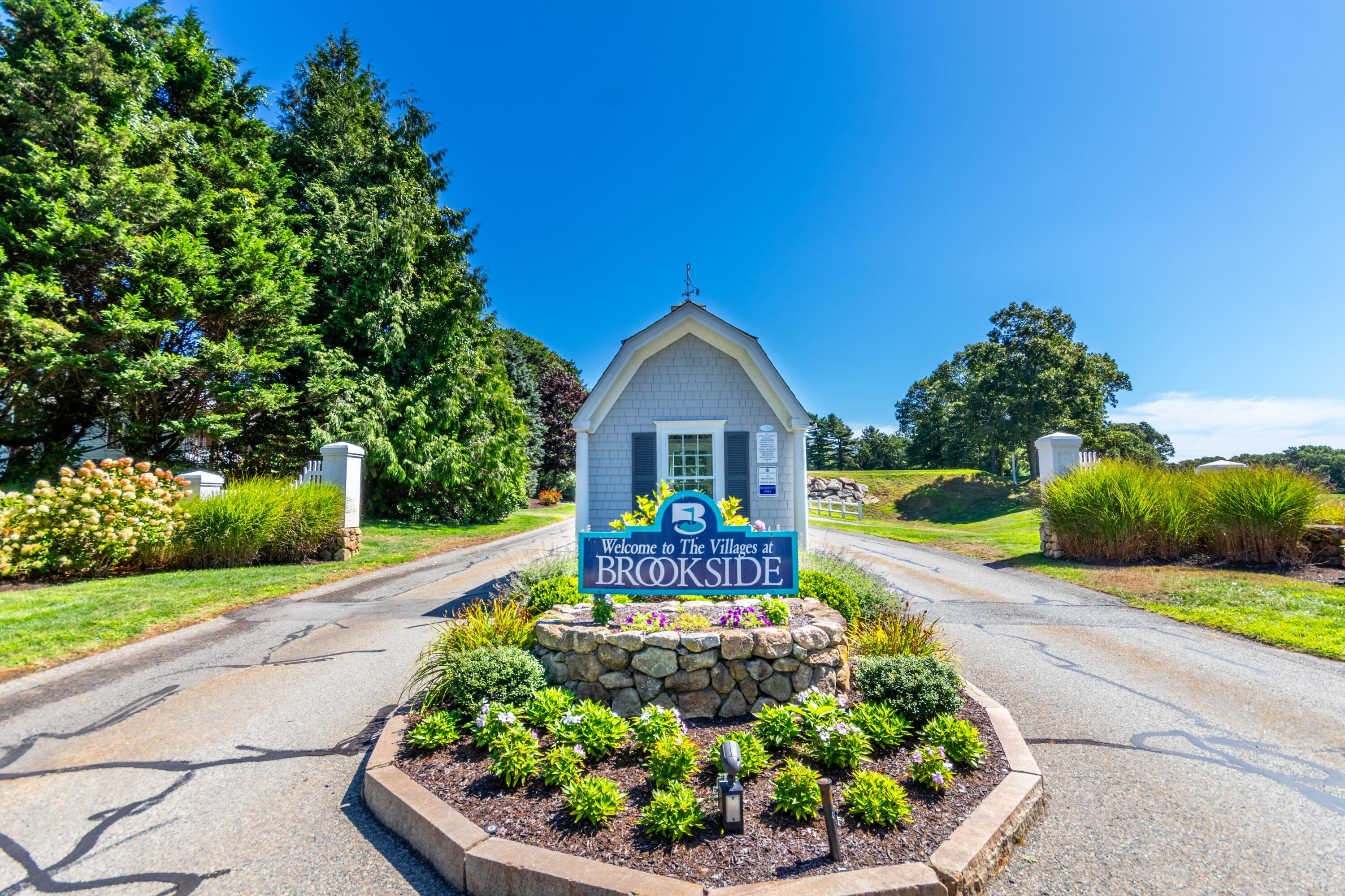13 Hollyhock Knoll Court Bourne MA 02532