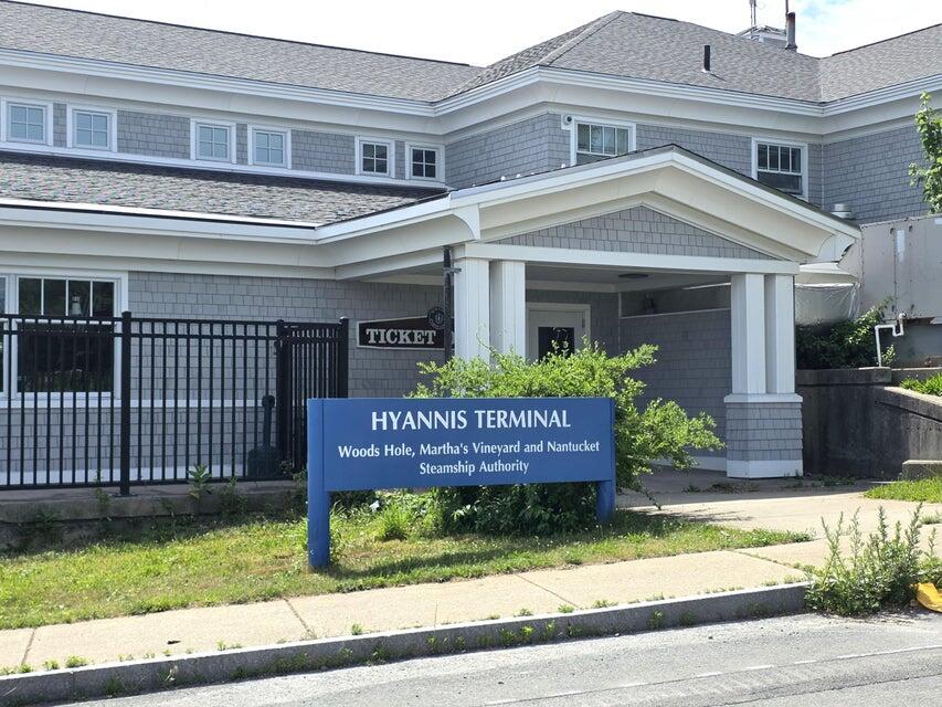110 School Street Hyannis MA 02601