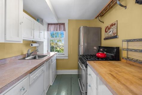 28 Commercial Street Provincetown MA 02657