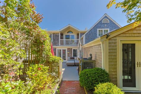 28 Commercial Street Provincetown MA 02657