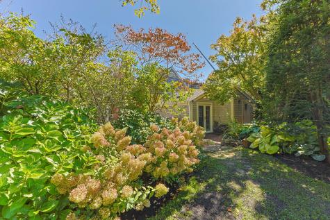 28 Commercial Street Provincetown MA 02657