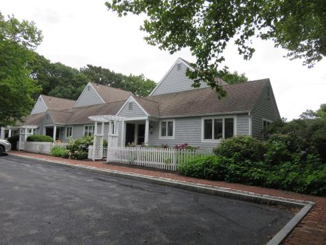 100 Mid-iron Way Mashpee MA 02649