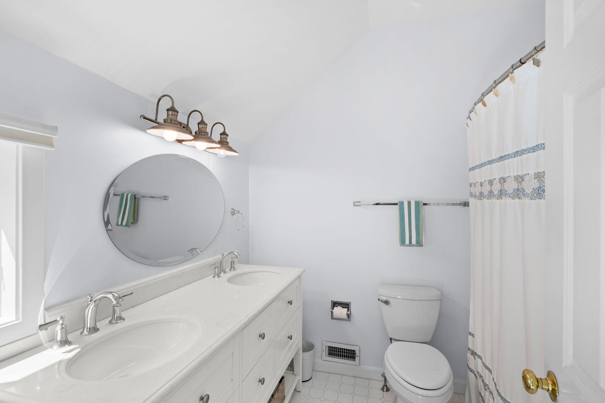 100 Mid-iron Way Mashpee MA 02649