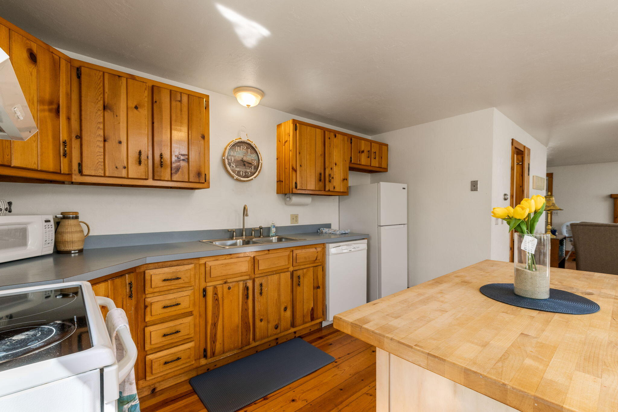 28 Crocker Drive Barnstable MA 02601