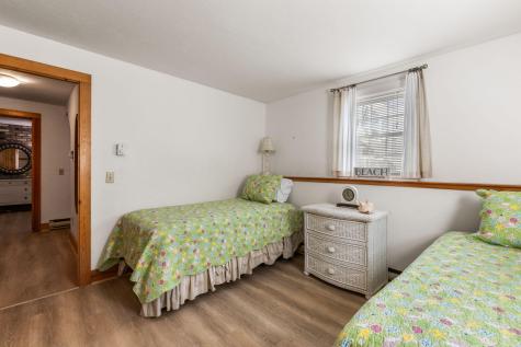 28 Crocker Drive Barnstable MA 02601