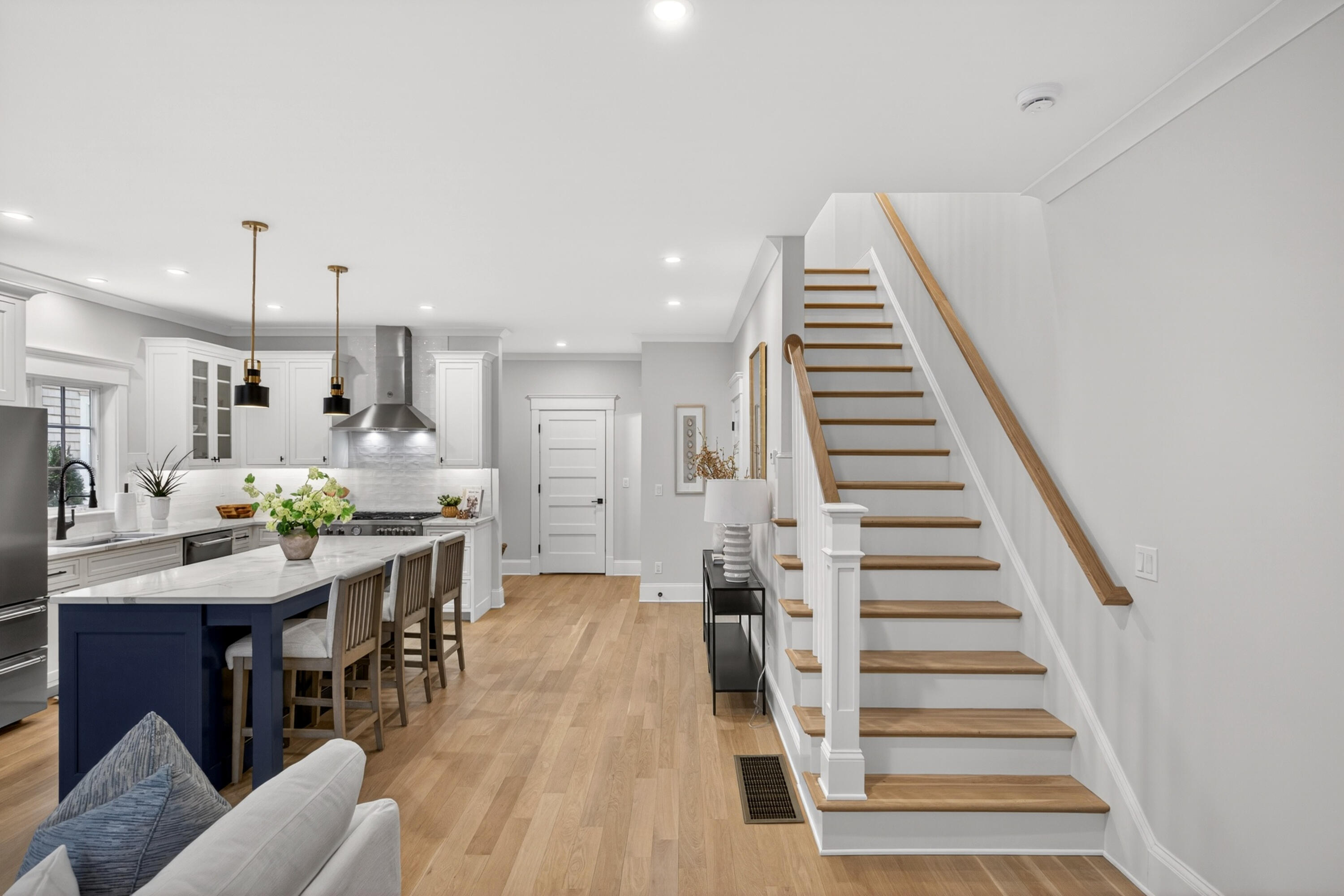 255 Old Main Road Falmouth MA 02556