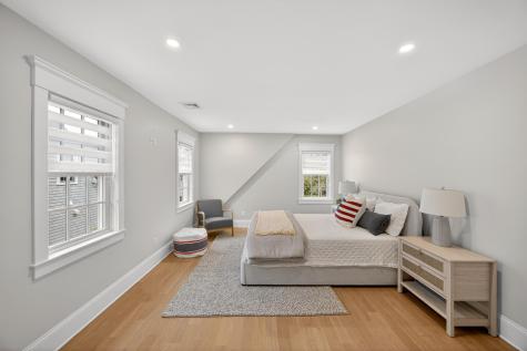 255 Old Main Road Falmouth MA 02556