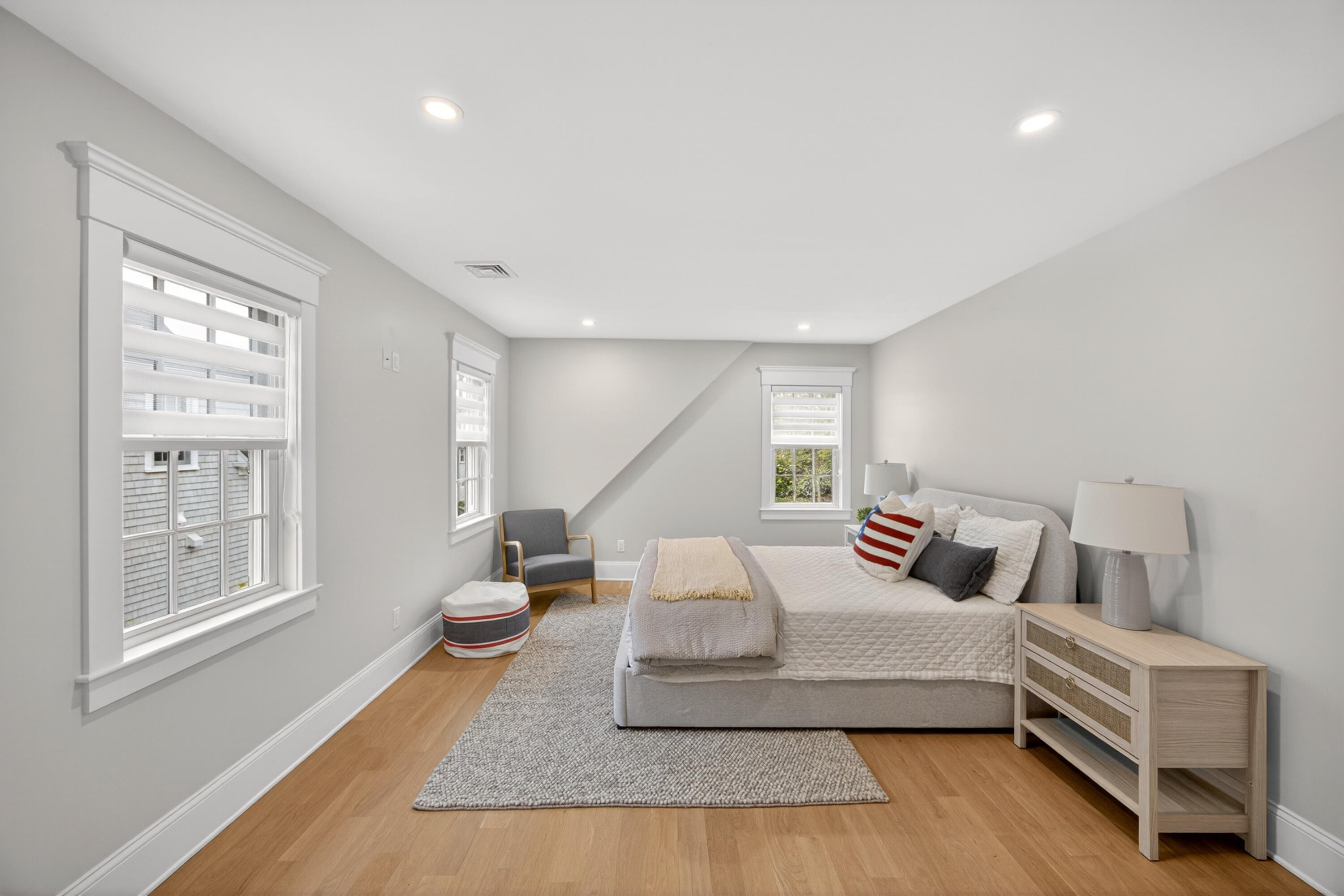 255 Old Main Road Falmouth MA 02556