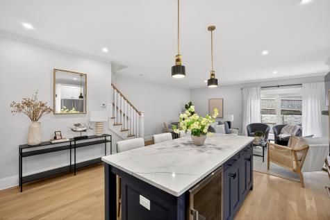 255 Old Main Road Falmouth MA 02556