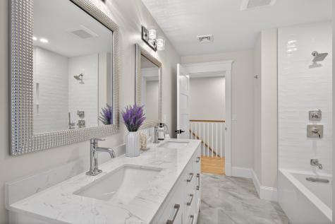 255 Old Main Road Falmouth MA 02556