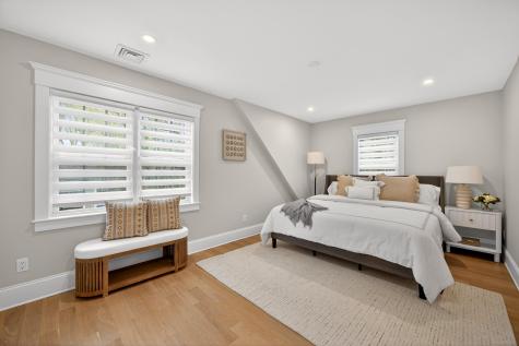 255 Old Main Road Falmouth MA 02556