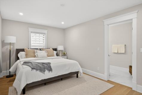255 Old Main Road Falmouth MA 02556