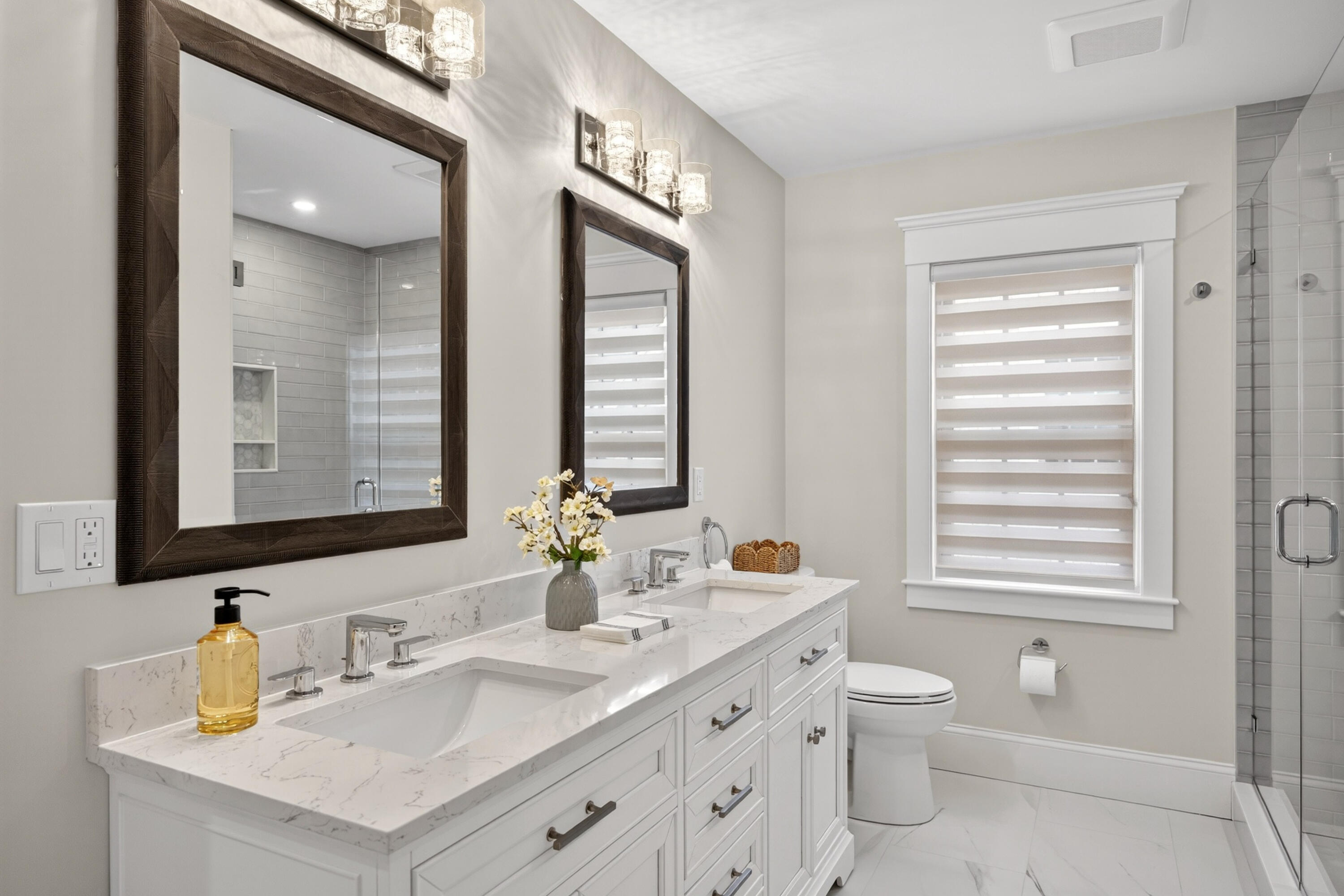 255 Old Main Road Falmouth MA 02556