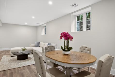 255 Old Main Road Falmouth MA 02556