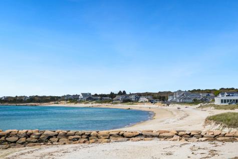 255 Old Main Road Falmouth MA 02556