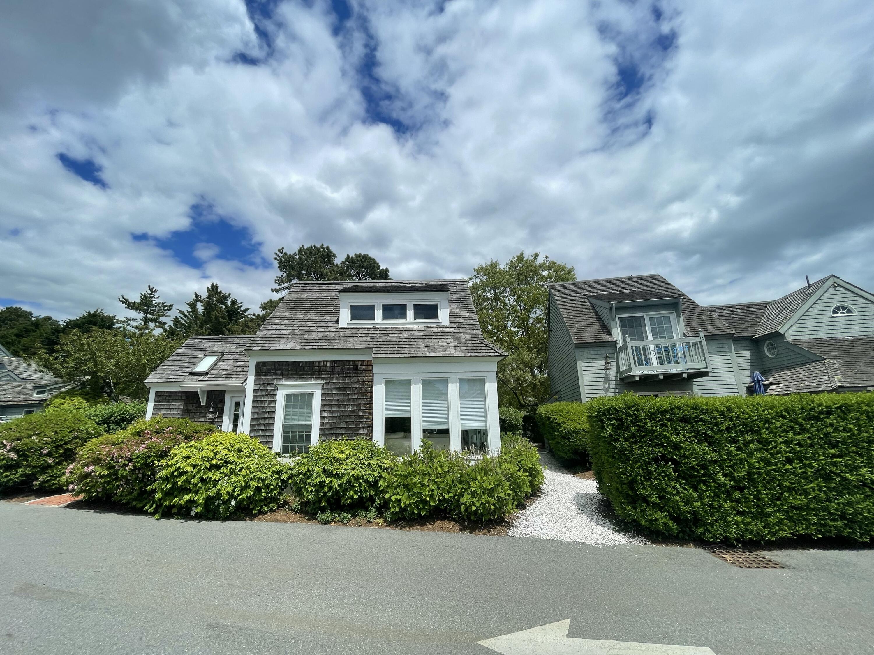 16 Hydrangea Lane Mashpee MA 02649