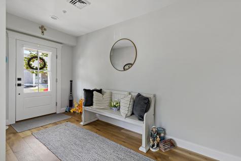 10 Bank Street Eastham MA 02642