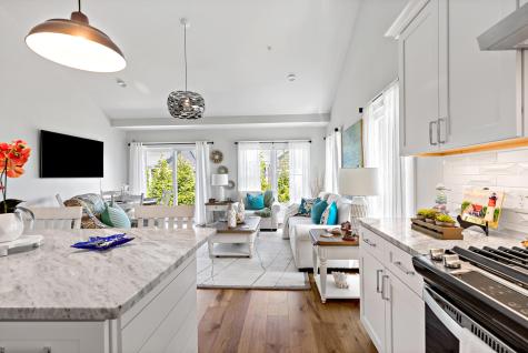 10 Bank Street Eastham MA 02642