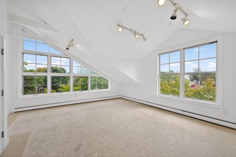 34 Conwell Street Provincetown MA 02657
