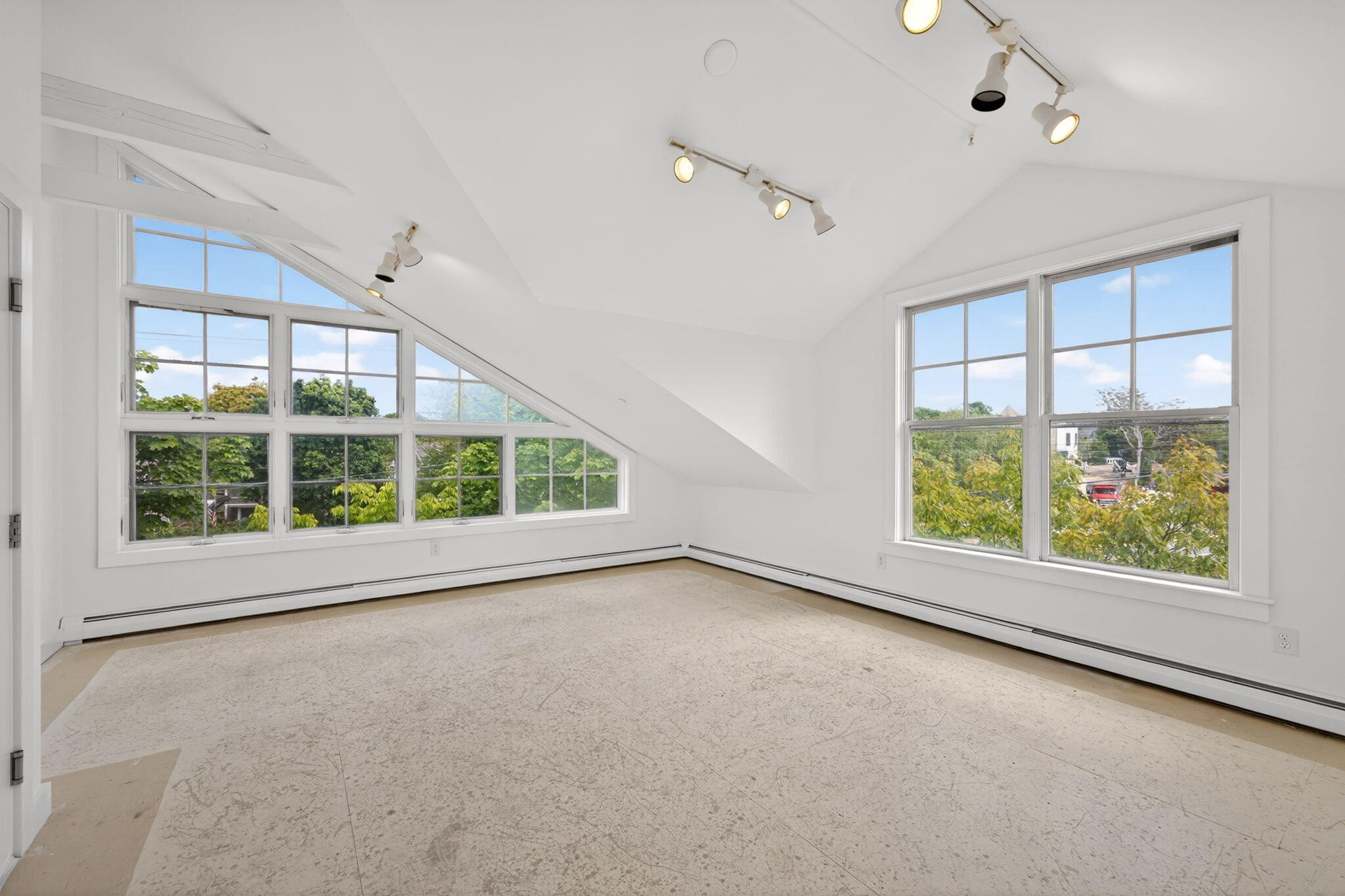 34 Conwell Street Provincetown MA 02657