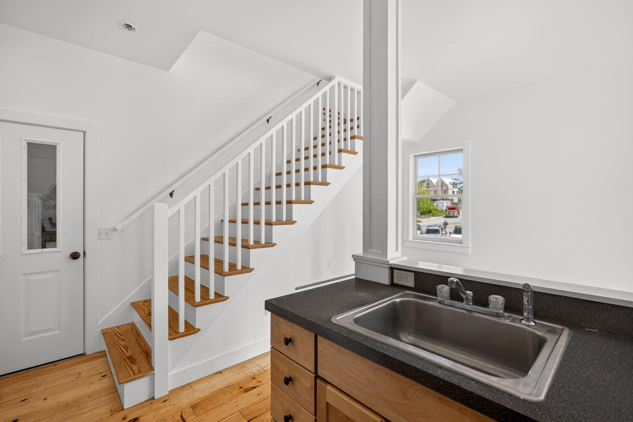 34 Conwell Street Provincetown MA 02657