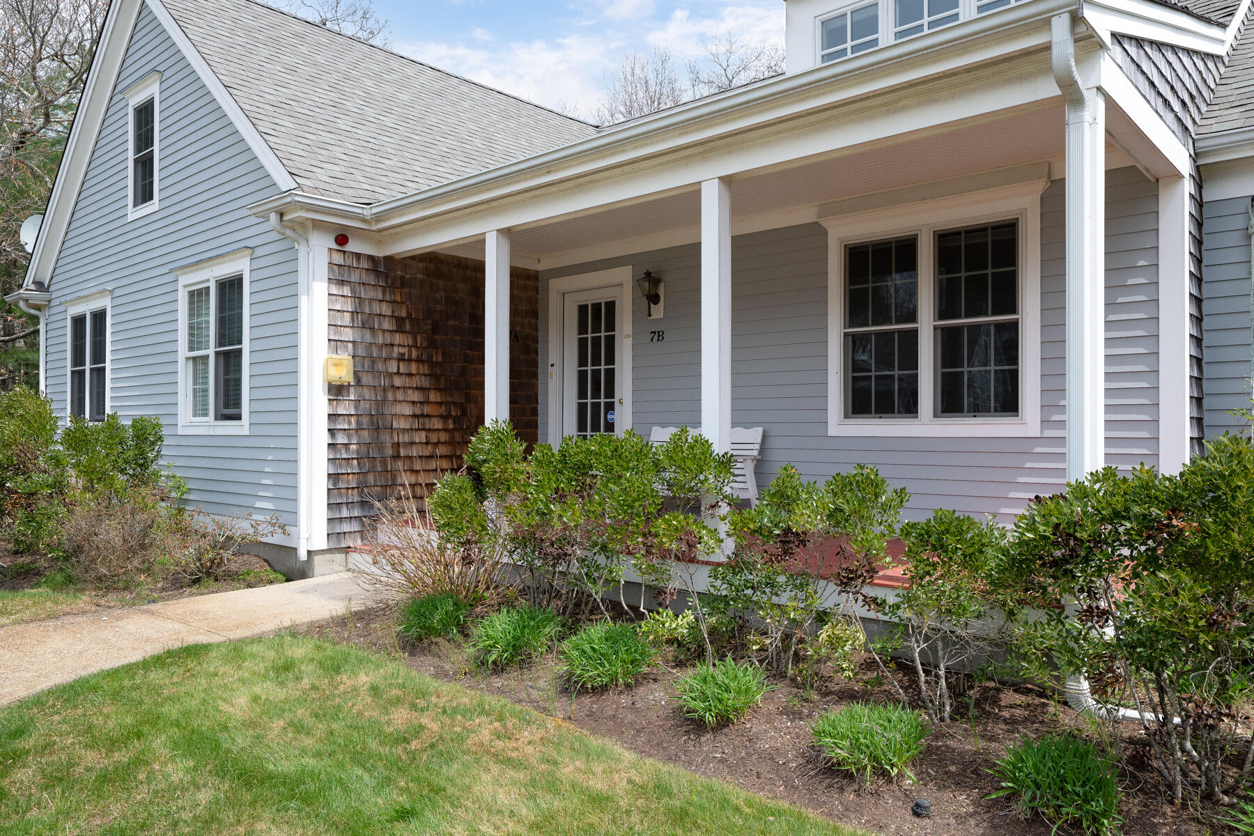 7 Schooner Lane Mashpee MA 02649
