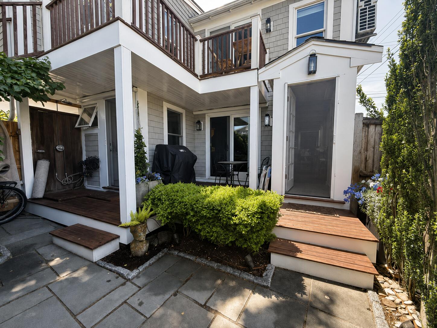47 Pleasant Street Provincetown MA 02657