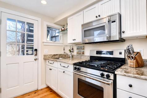 47 Pleasant Street Provincetown MA 02657