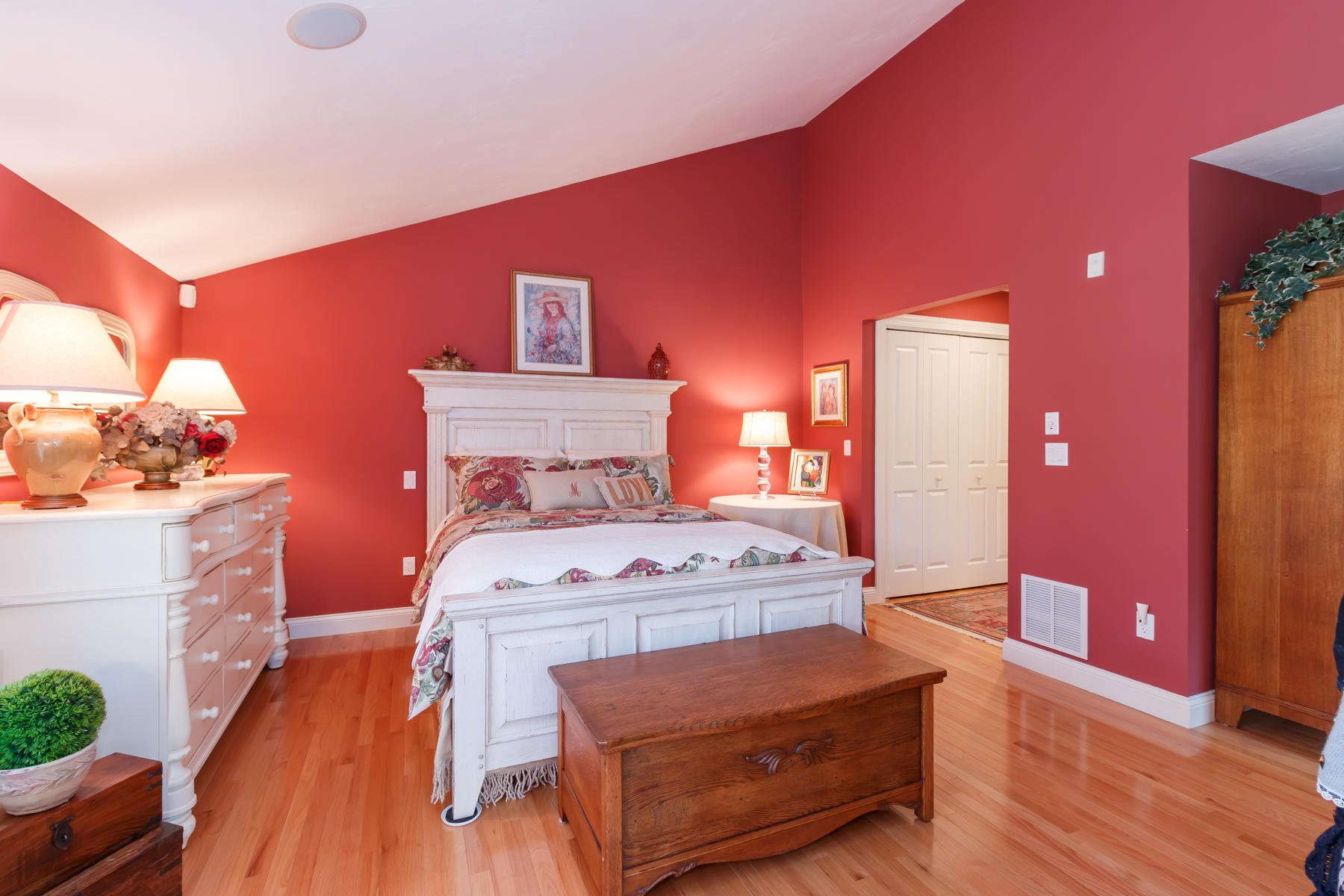 8 Northwest Landing Mashpee MA 02649